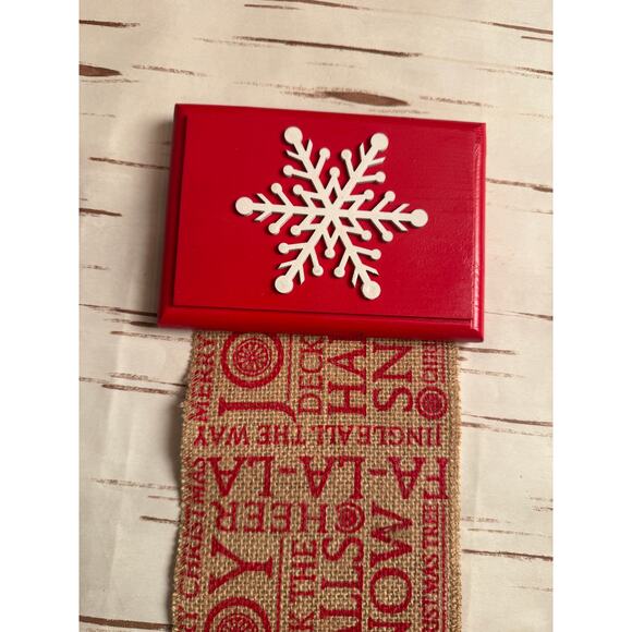Christmas Card Holder Red Wooden Topper Snowflake Joy Script Burlap Ribbon - Picture 3 of 4